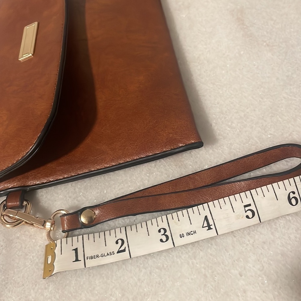 Wristlet bag brown gold hardware snap clutch New - Picture 8 of 9